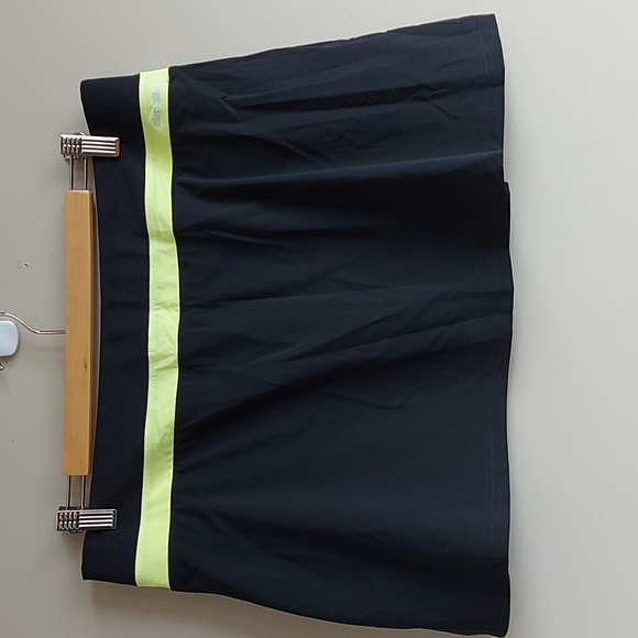 ADIDAS ♡ Ladies Golf Skort - Picture 4 of 9